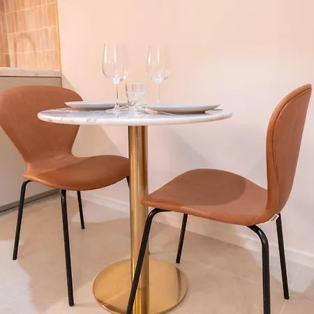 Cocon Inspire Des Pouilles A Deux Pas De La Apartman